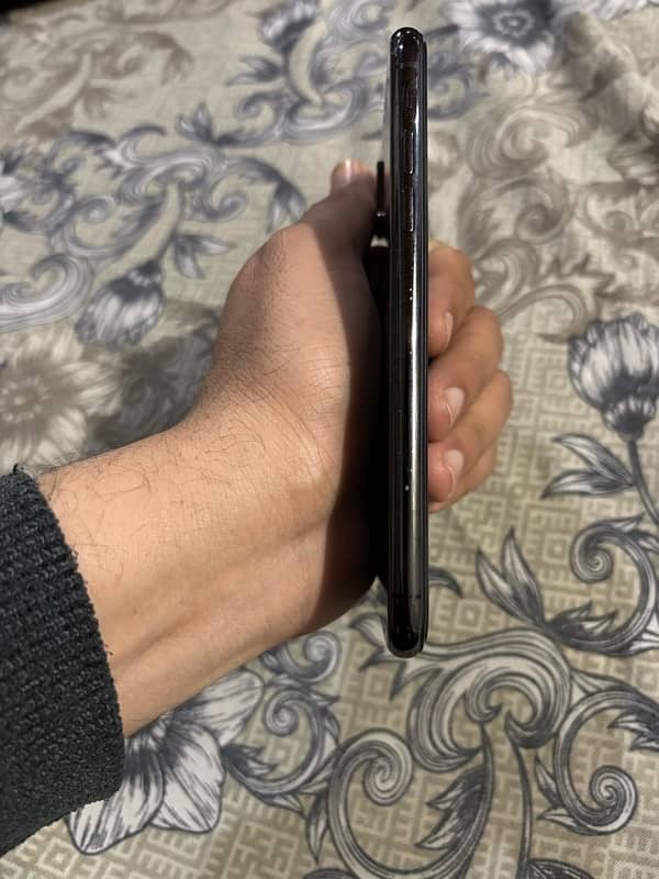 iPhone x 64 gb 2