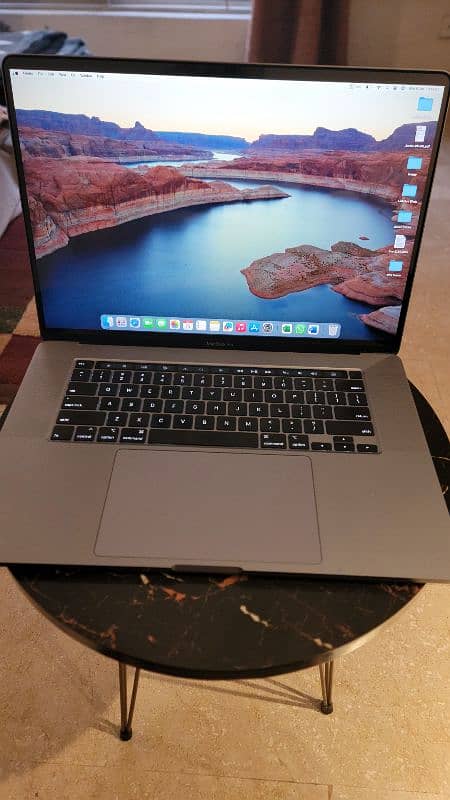 MacBook 2019 Pro 16 Inch 2