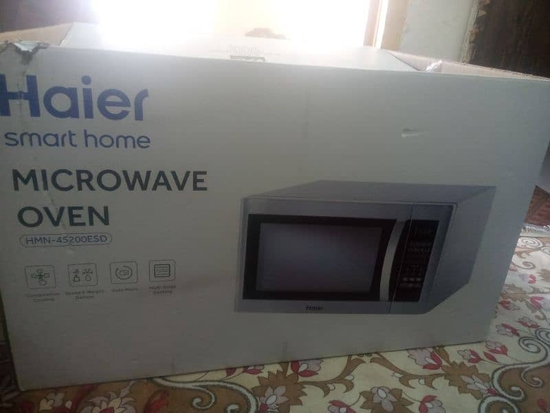 Haier Microwave 45 L 2