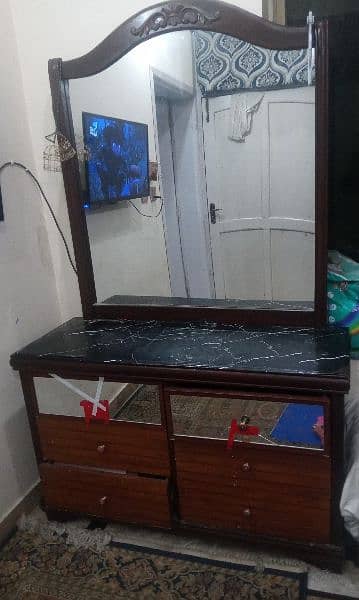 Dressing Table For Sale 0