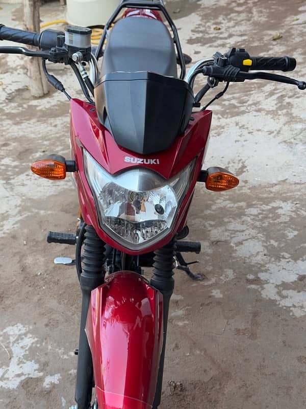 Suzuki GR150cc 5