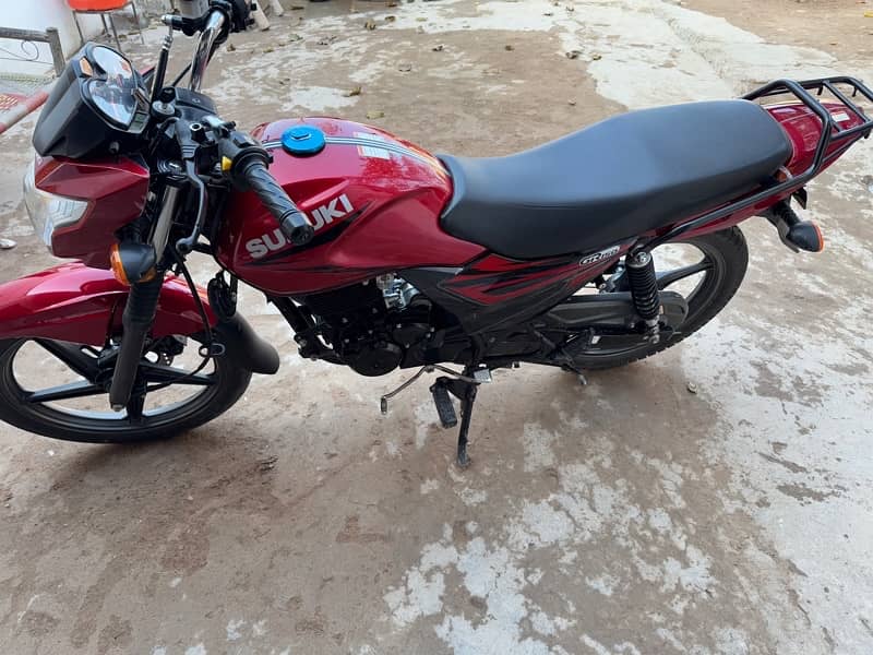 Suzuki GR150cc 6