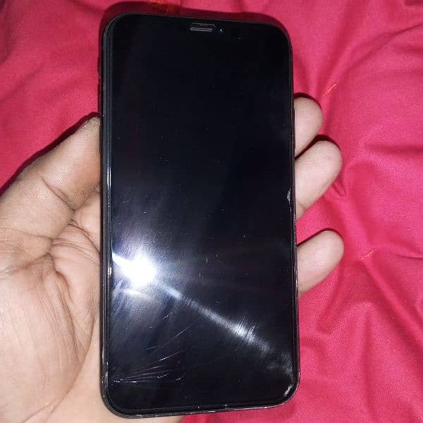 iPhone xr 64Gb 3