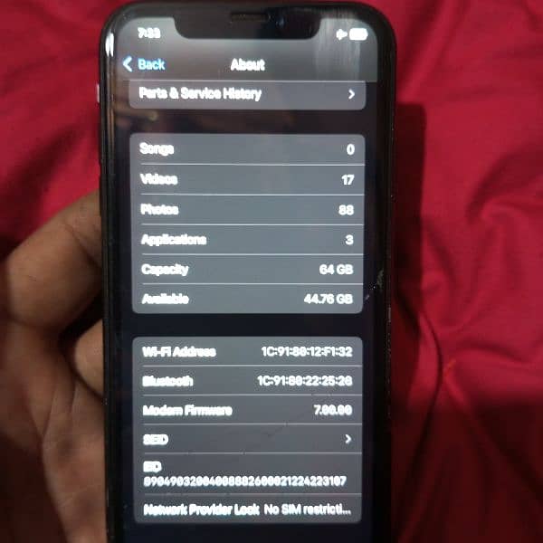 iPhone xr 64Gb 9