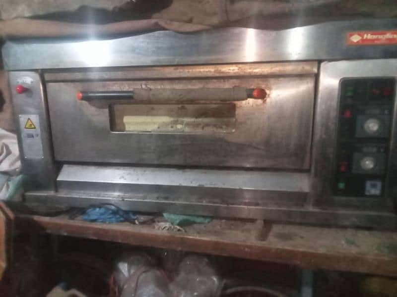 gas and electric oven urgent sale contact no 03126558889 0