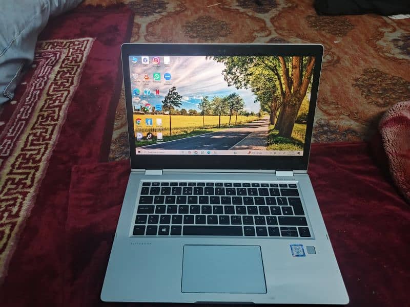 hp elitebook x360 1030 G2 intel core i5 7gen 3