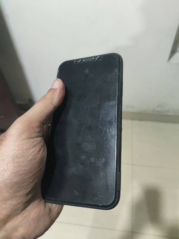 Iphone 11 128 GB black 6