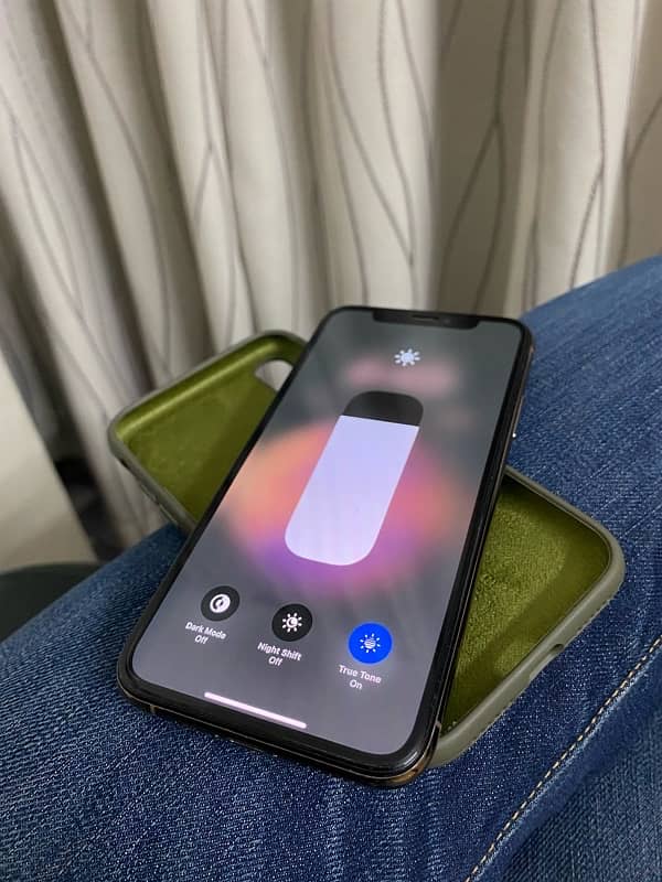 iphone Xs Pta approved 64gb 3