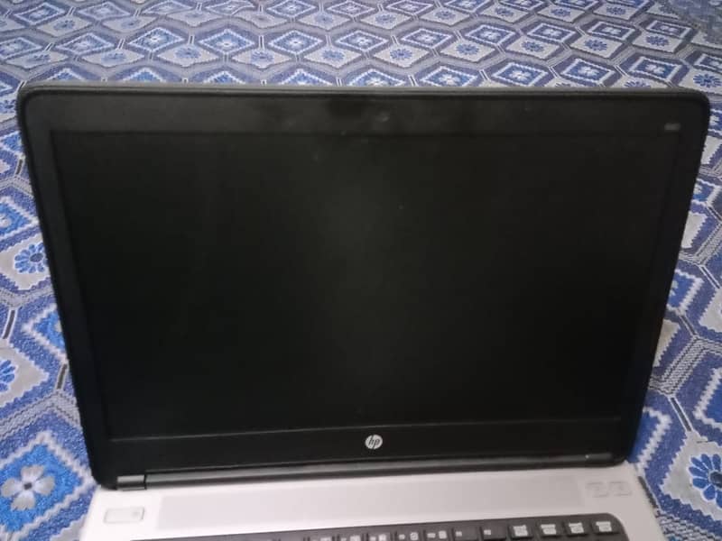 hp probook 3gen 640 window 10 ssd 8/128 3