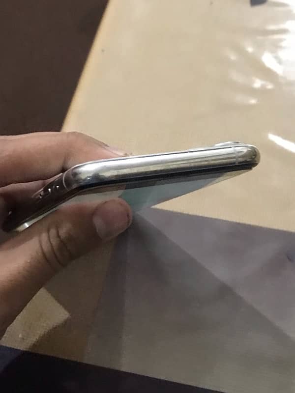 IPhone 11 pro jv 256gb 4