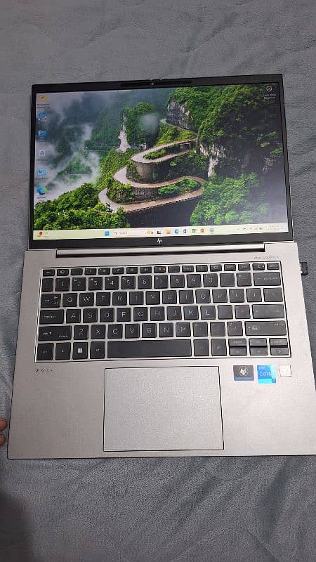 HP Z Book Firefly 14 Inch G9 4