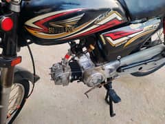 70cc Bike 2015 for sale Karachi num 1st owner Genuine condition