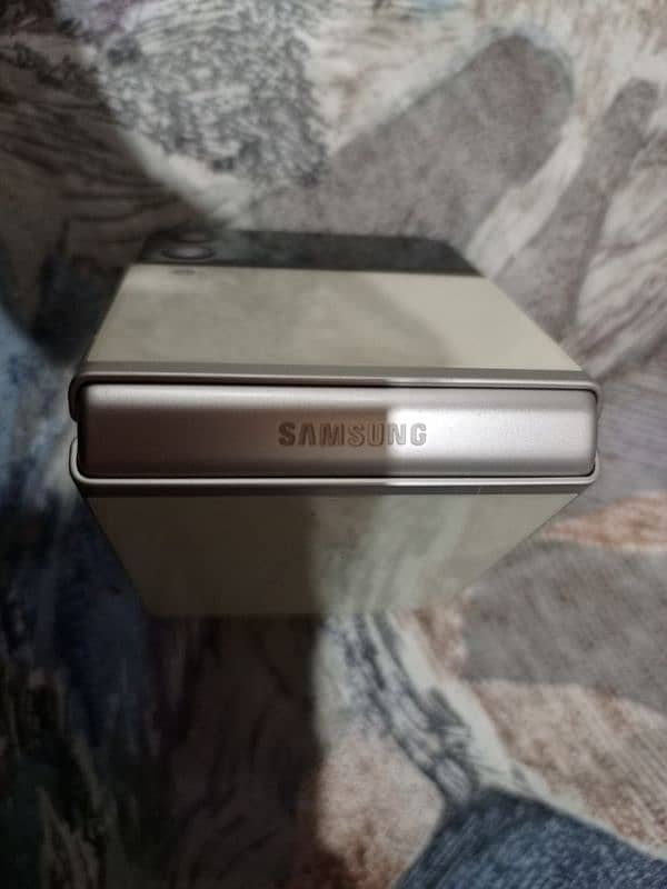 SAMSUNG Z FLIP 3 256GB 1