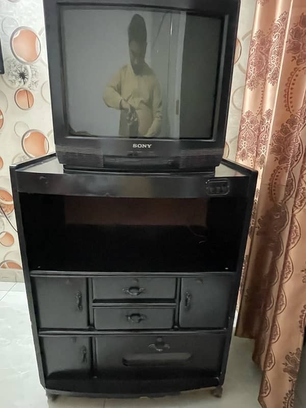 Sony tv and tv trolly 3