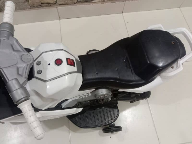 rechargeable bike new condition only 2 month use 4