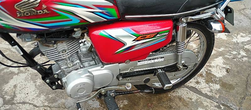 Honda CG 125 new condition neat and clean total genuine 0333//4416618 4