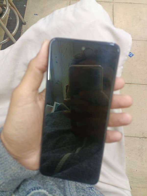 Tecno camon 18p  8/128gb 0