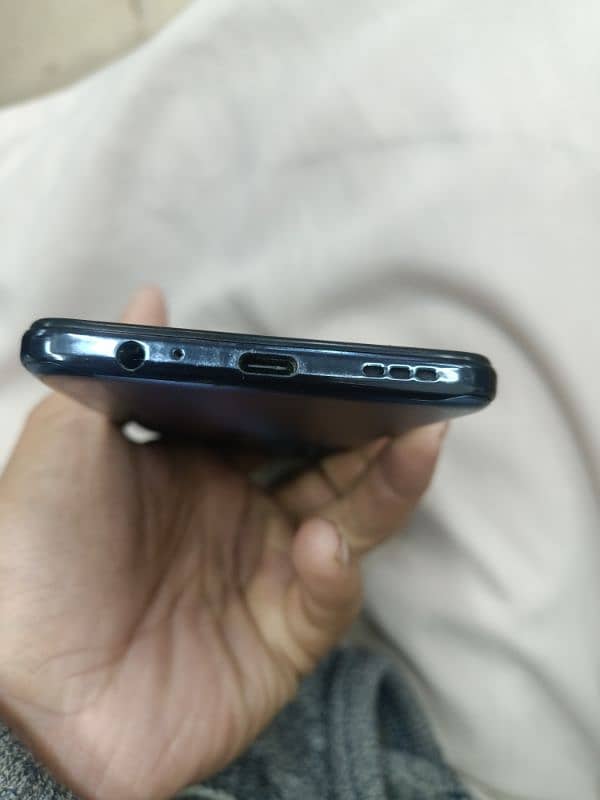 Tecno camon 18p  8/128gb 4