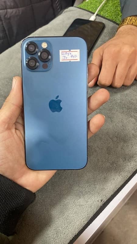 i phone 12 pro 2