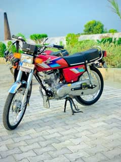 Honda 125cc 2005 model Lahore registered