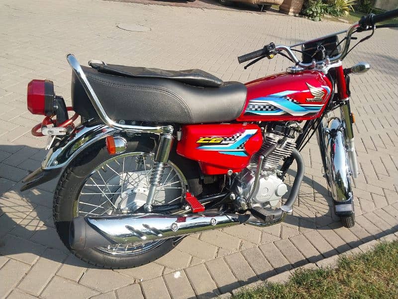 Honda CG 125 2024 2