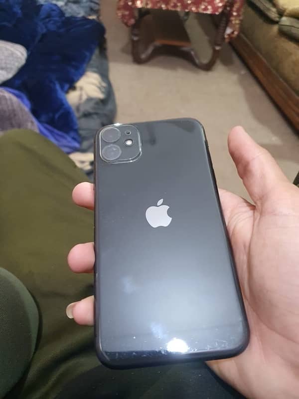 I phone 11 for sale urgent exchange possible with Apple Watch 6