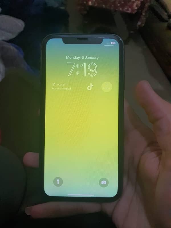 I phone 11 for sale urgent exchange possible with Apple Watch 9