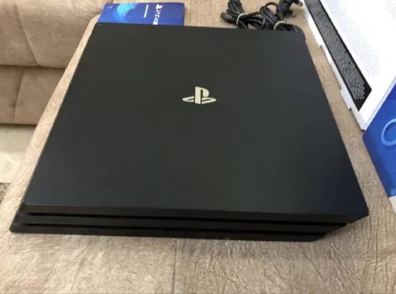 ps4 pro 1 tb with box 2 orignal controller 3 games 3