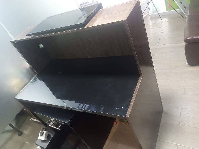 brand new reception table for sale 2