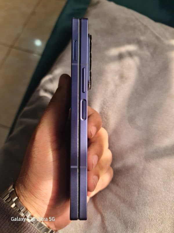 Samsung Galaxy Z Fold 6 Blue 3