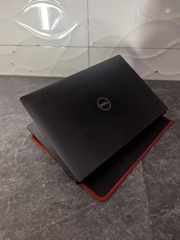 Dell gaming laptop 0