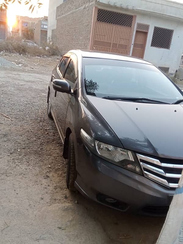 Honda City Aspire 2014 12