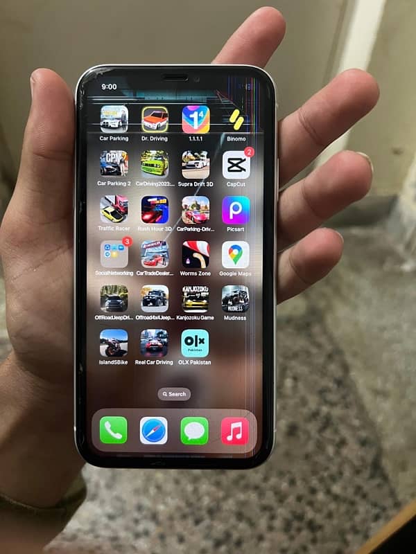 iphone Xr 64 gb storage, 85 battery heatlh , plane line,face id off 1