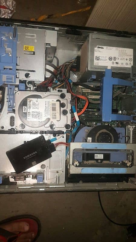 Computer Dell T5500+Lcd All Accessories 6