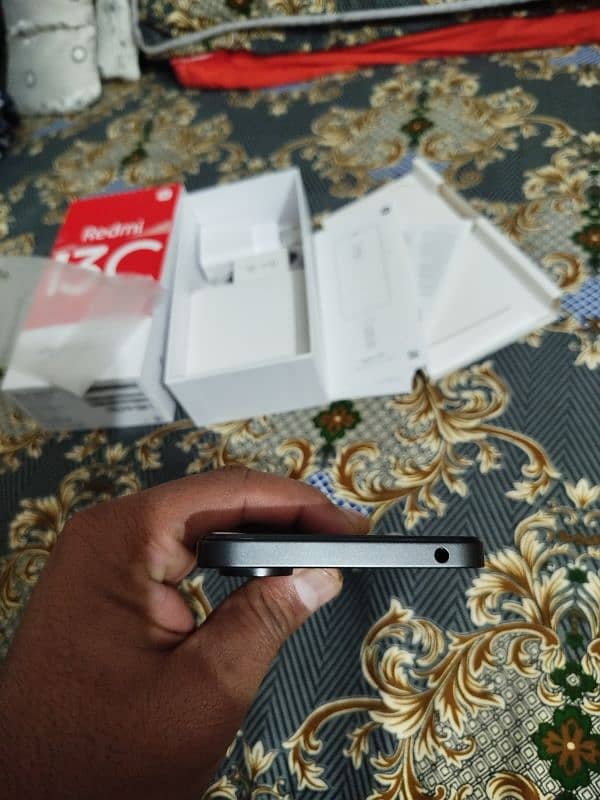 redmi 13c like new phone 7