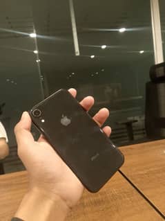 IPHONE XR NON PTA 64GB 10/9 READ ADD ?