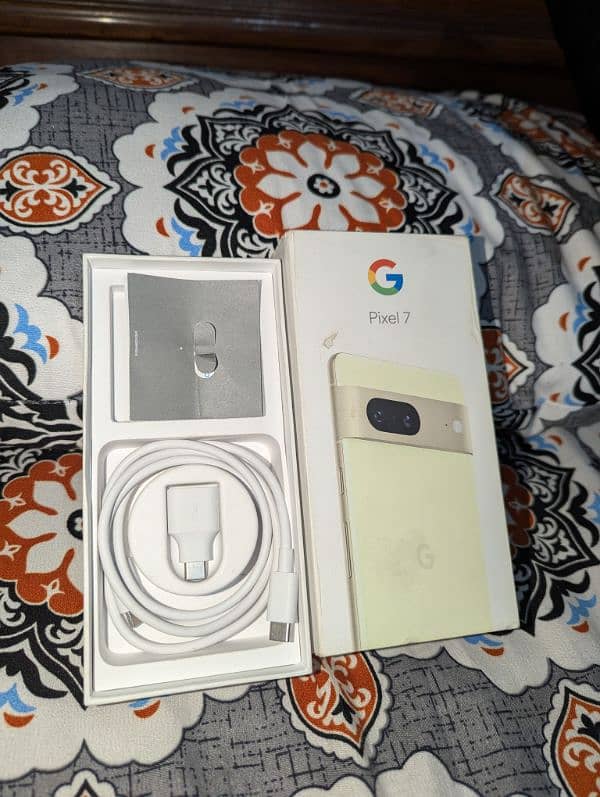 Google Pixel 7   8/128GB 1