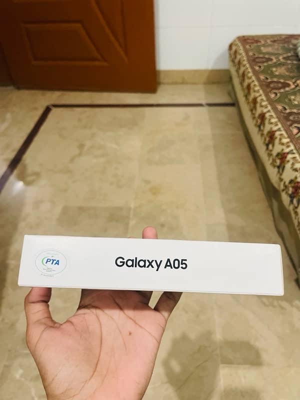 samsung galaxy A05 6/128 PTA APPROVED 3