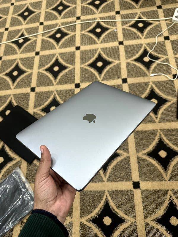 MacBook Pro M1 2020 0