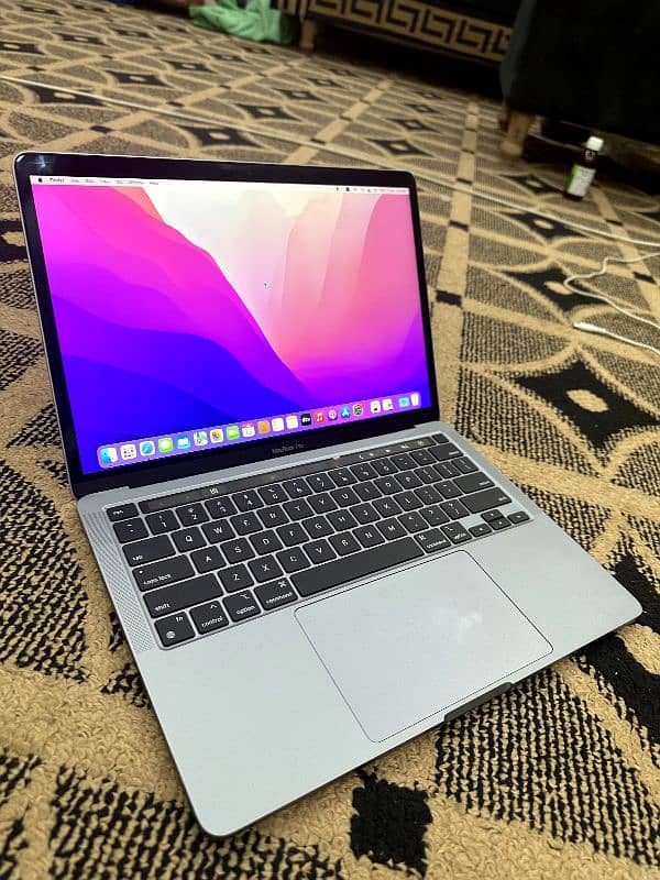 MacBook Pro M1 2020 1