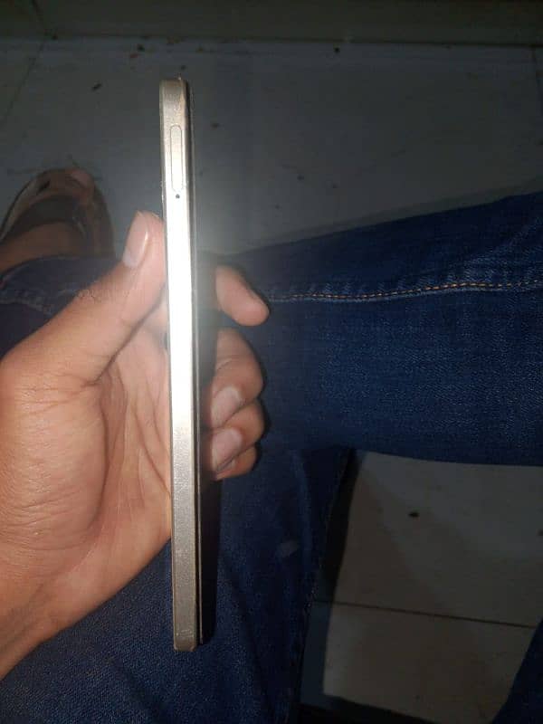 Realme C53 3