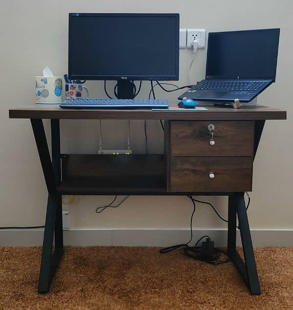 Brown Computer Table 0