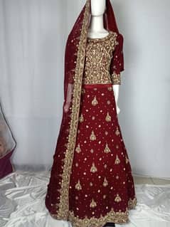 Ready To Wear Bridal Dress ,Real price 1 Lac, selling in 60k