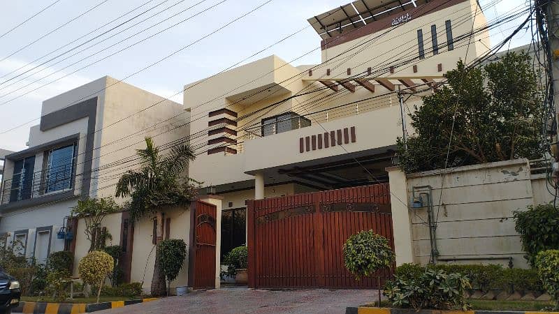 Multan. near cantt spacious , family house 0