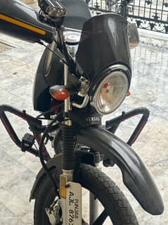 yamaha ybr125g 2022 model ( low millage )