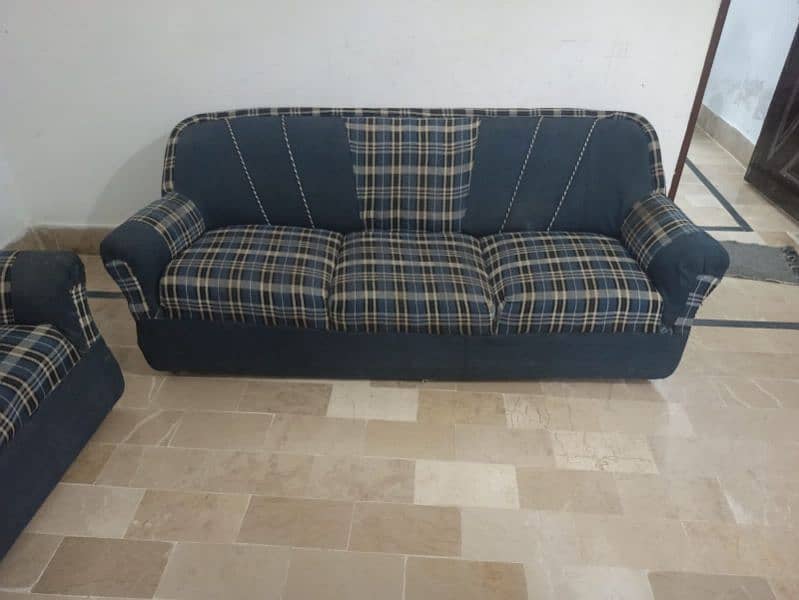 5 seater sofa set only 20000 2