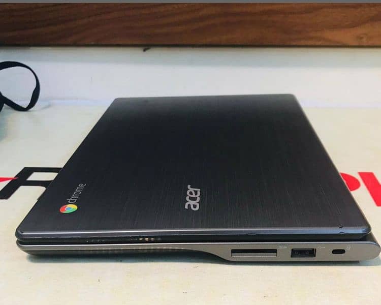 Acer C740 is for sale 4