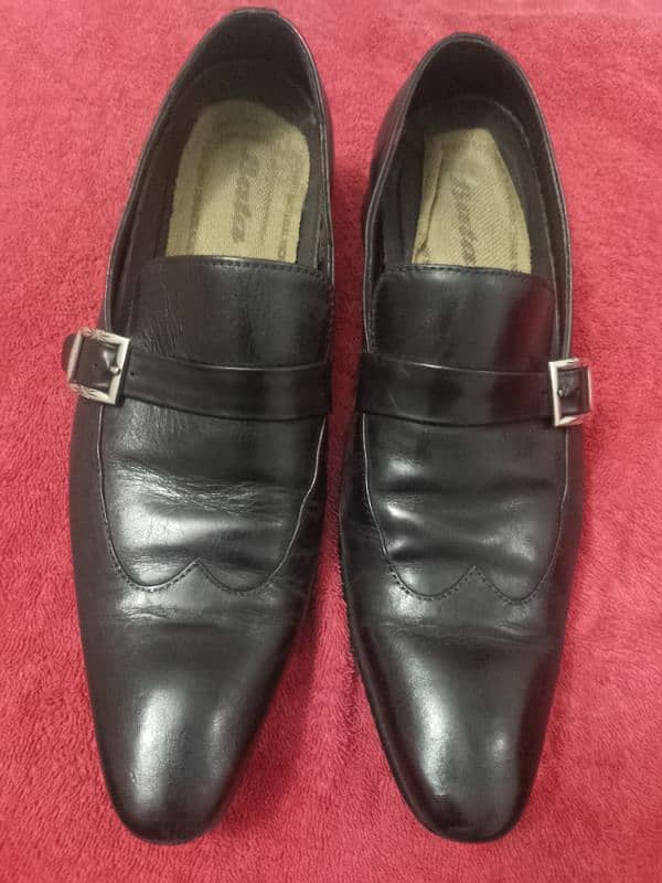 want to sell this bata shoes 0