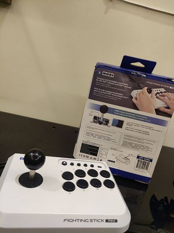 Arcade Stick - Hori Mini PS5/PS4/PC 0