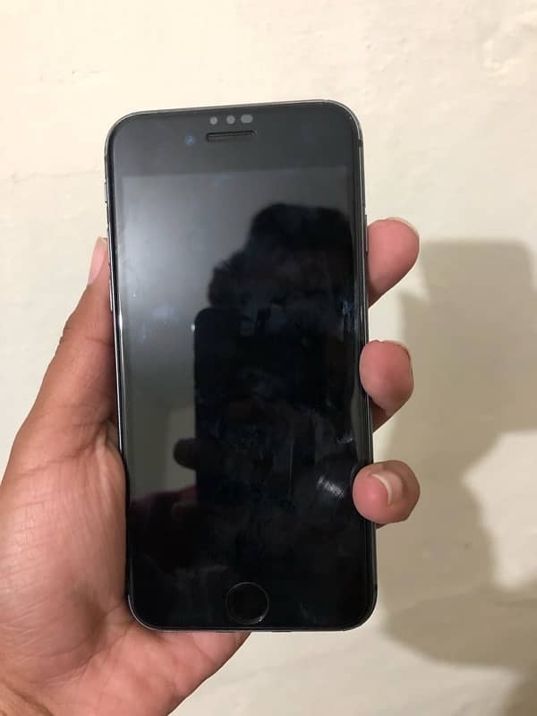 IPhone 8 watsapp number 03181727089 1